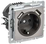 BRITE Розетка 1-местная с заземлением с защитными шторками 16А с USB A+A 5В 2,1А РЮш10-1-БрГН металл хром/никель IEK