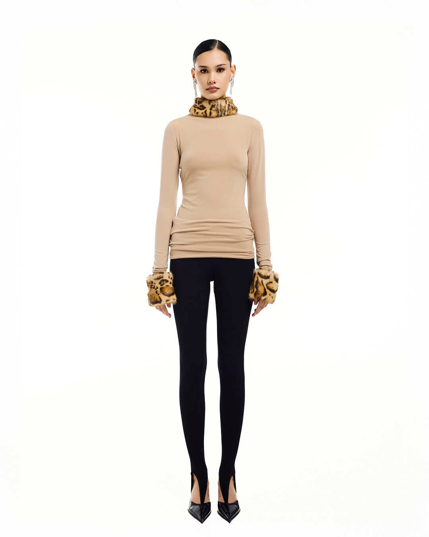 Лонгслив Minou (Мину) бежевый