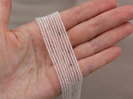 Горный хрусталь 2мм, нить