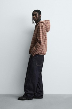 ZARA КУРТКА В КЛЕТКУ С КАПЮШОНОМ, КРАСНОВАТЫЙ