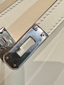Hermes Kelly 22