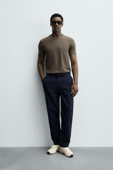 ZARA БАЗОВАЯ ПРИТАЛЕННАЯ ФУТБОЛКА SLIM FIT, ТЕМНЫЙ СЕРО-КОРИЧНЕВЫЙ