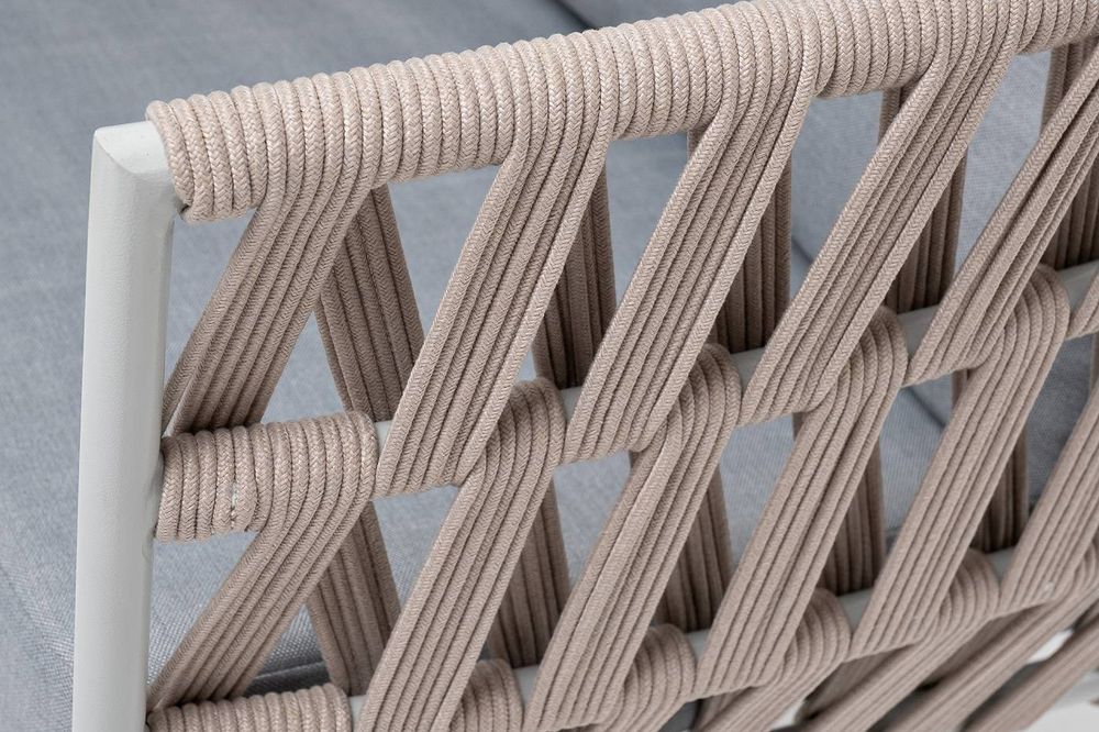 "Диего" кресло плетеное из роупа, каркас алюминий светло-серый (RAL7035) муар, роуп бежевый круглый, ткань светло-серая