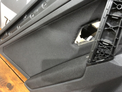 Обшивка двери задней левой Volkswagen Tiguan 2 16-нв Б/У Оригинал 5NA867211K