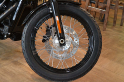 Softail® Street Bob® (FXBB), Harley-Davidson®  2019