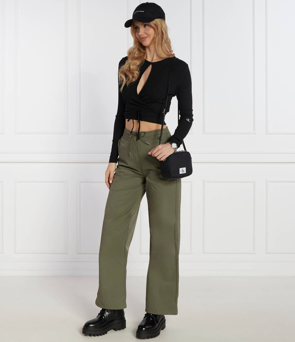 Брюки CALVIN KLEIN JEANS - зеленый(J20J222609)