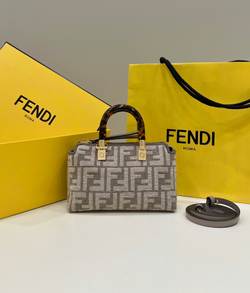 Fendi By The Way Mini 20 cm
