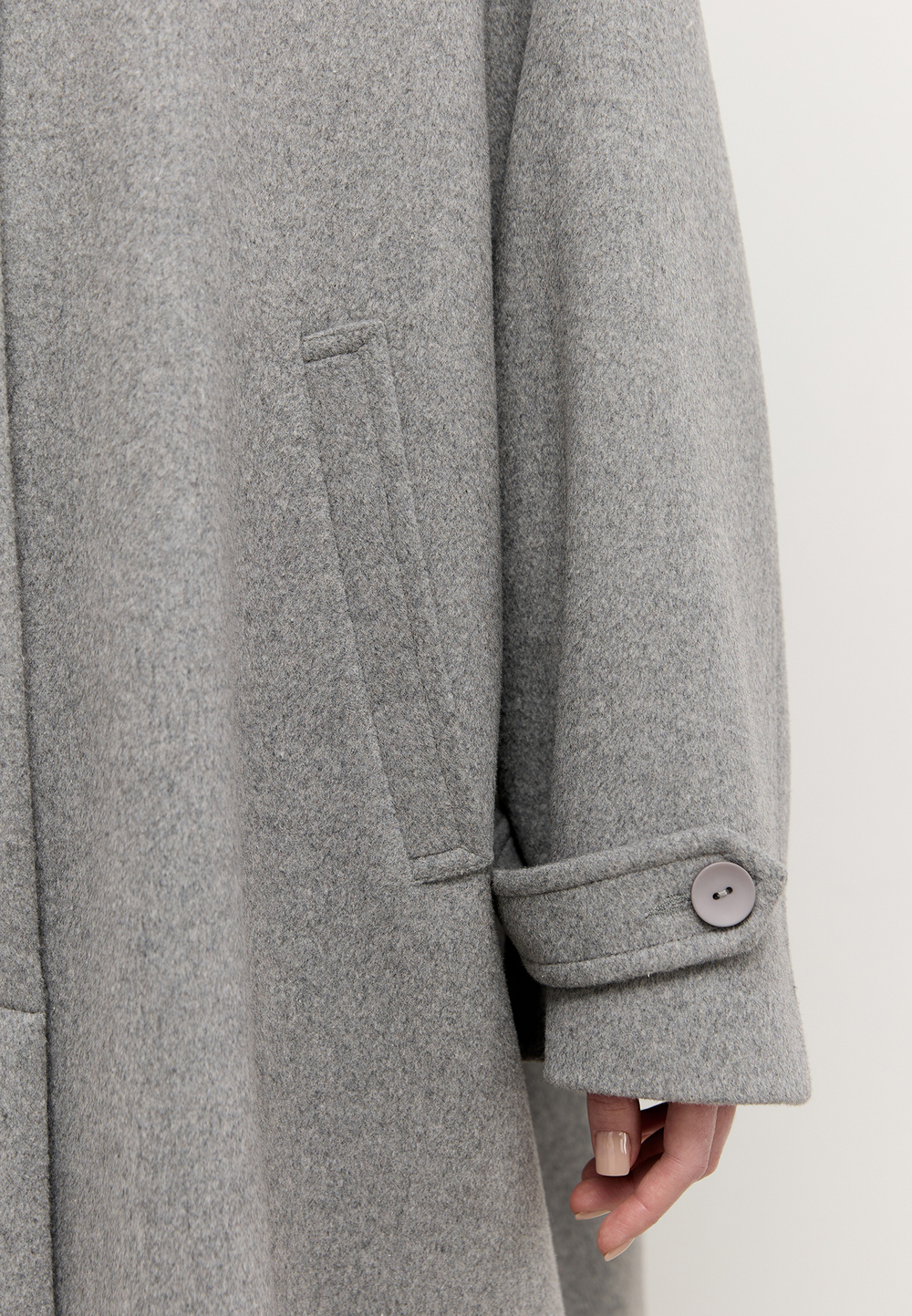 Полупальто расклешенное