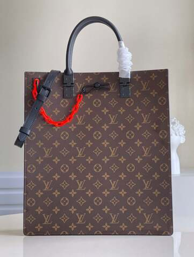 Louis Vuitton Sac Plat NV Bag