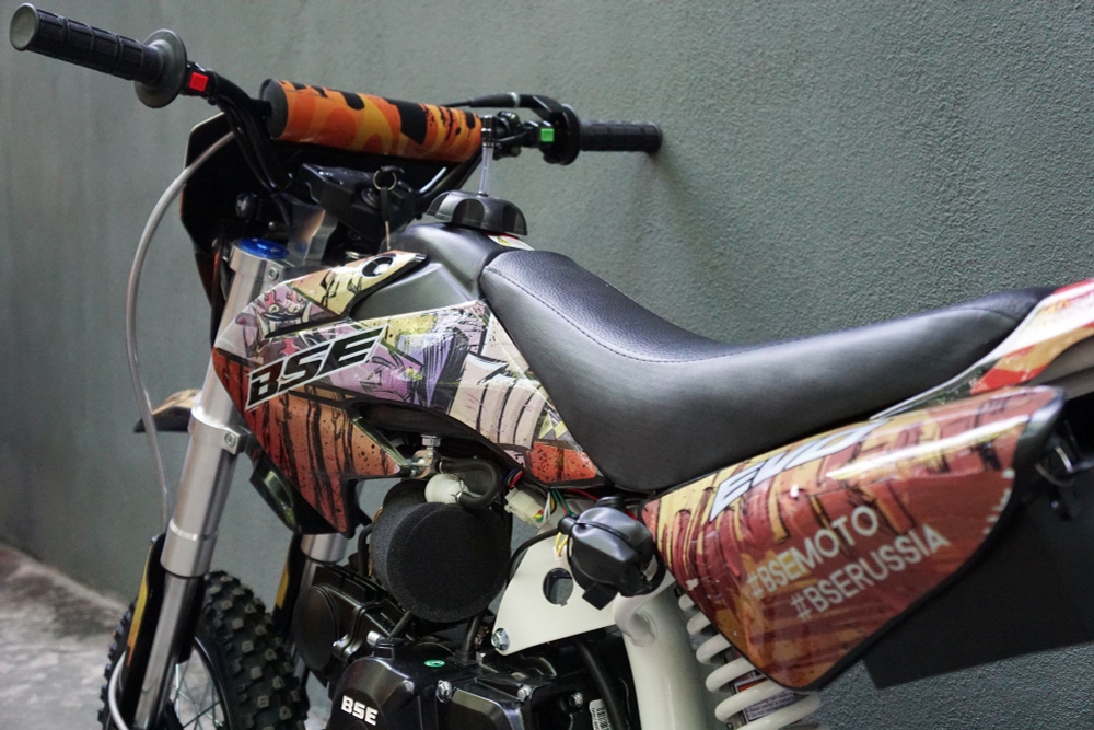 Питбайк BSE EVO 110e Samurai SA 12/10 (Полуавтоматическая КПП)