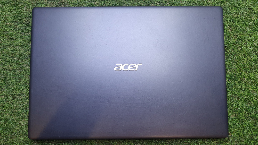 Ноутбук Acer Celeron/8Gb/FHD