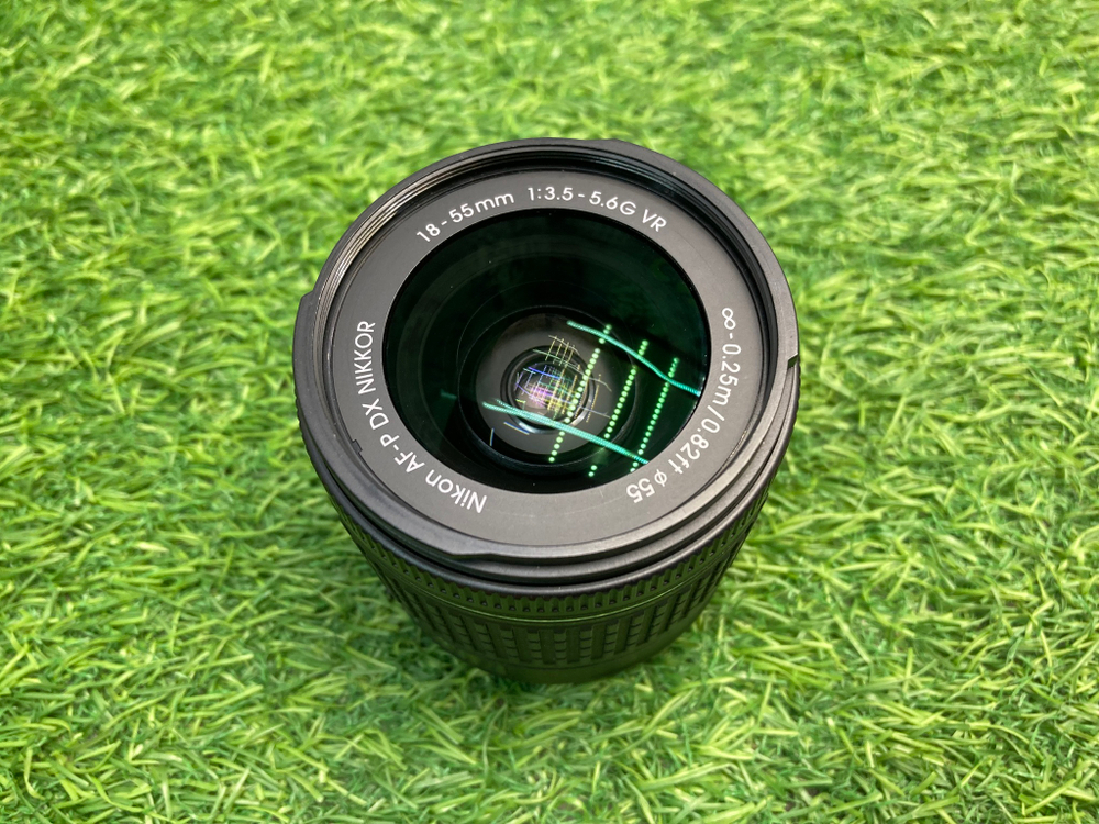 Nikon D5300 kit AF-P 18-55mm 3.5-5.6G VR 2.500 кадров