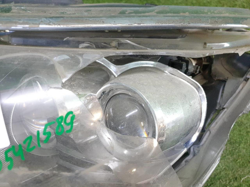 Битая Фара левая Toyota Camry XV50 (2017-2018) LED