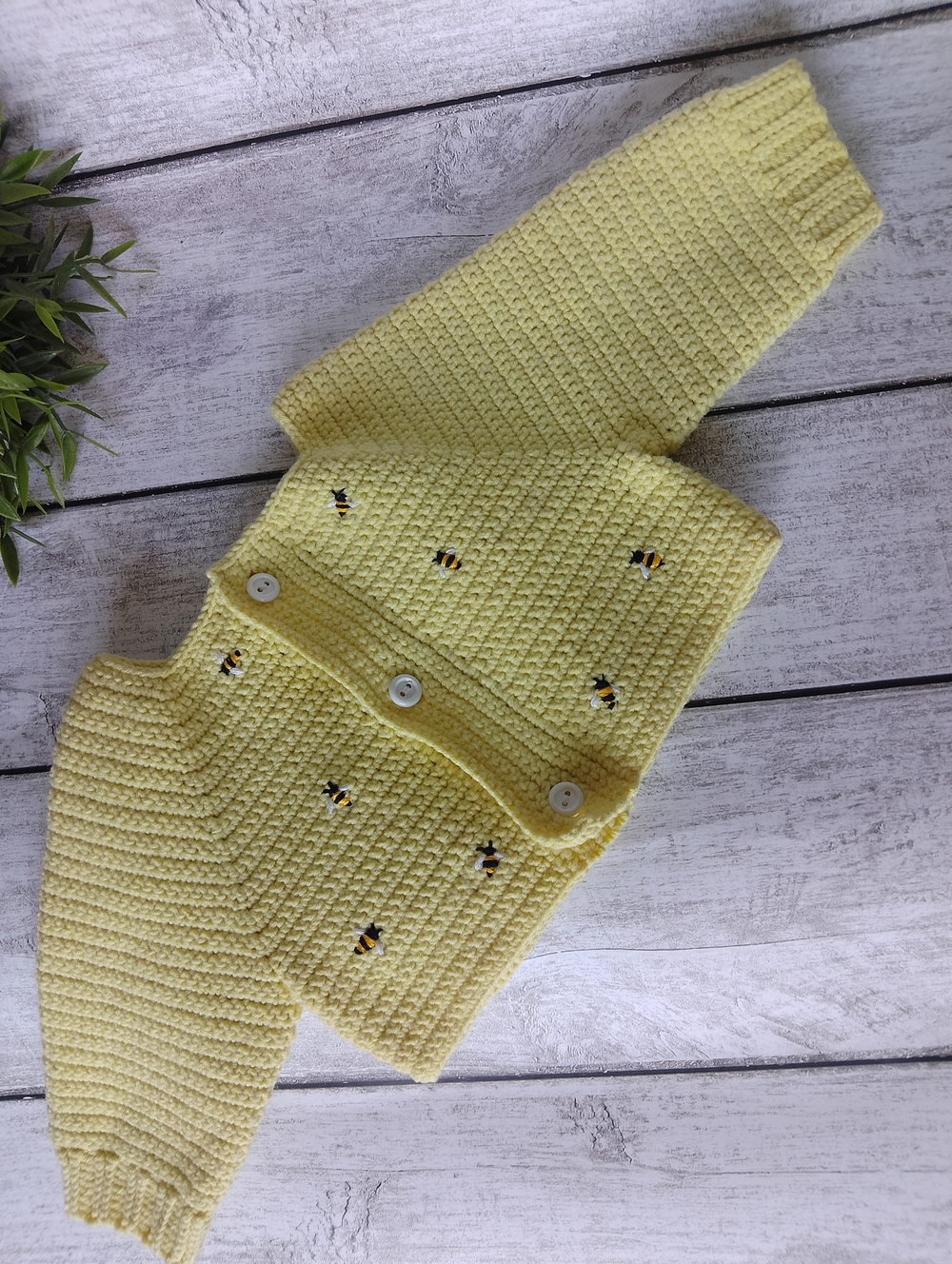 Кофточки для новорожденных