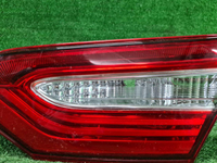 Фонарь правый внут Toyota Camry xv70 17-нв галоген