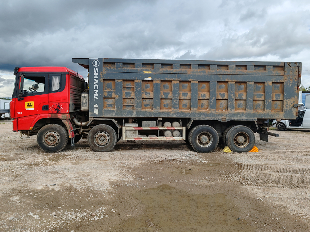 Shacman (Shaanxi) SX* 8x4 Самосвал SX33186V366 (Дизельный, 11,6 л, 423 л.с., МТ)