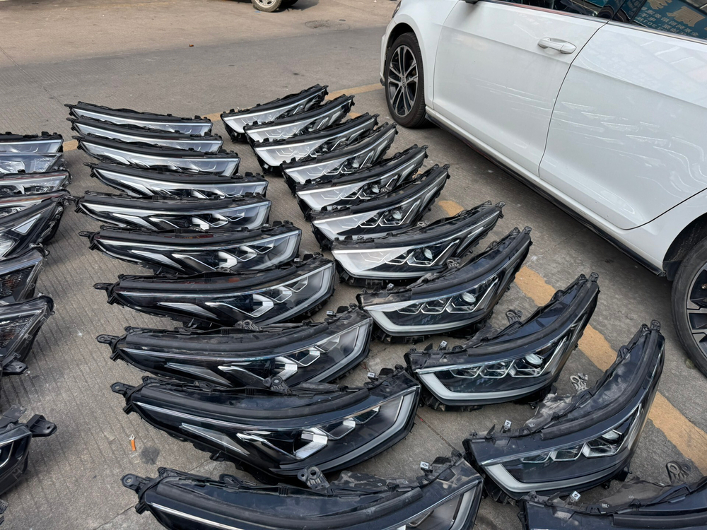 Блок фар (фара) на Toyota Highlander/Harrier/RAV4, оригинал,