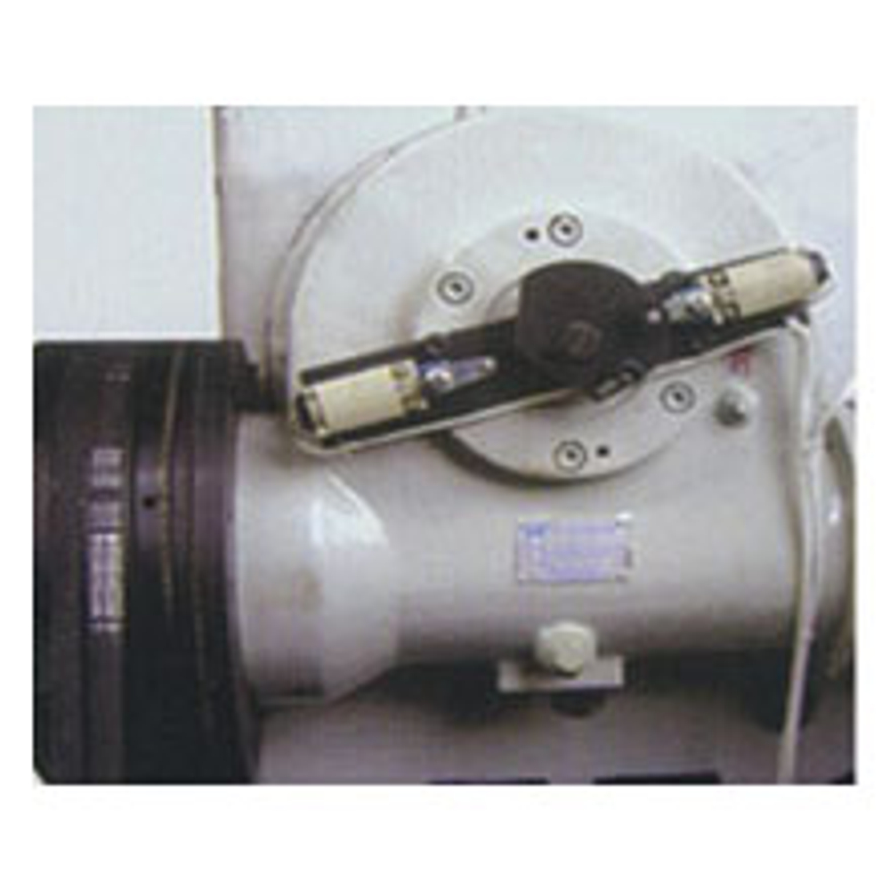 Бумагорезальная гильотинная машина WITTON 166F
