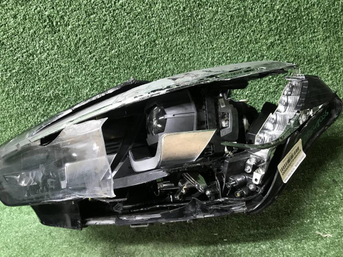 Битая Фара левая BMW X5 G05 (2018-2023) LED
