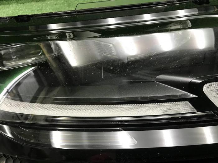 Фара правая Range Rover Velar (2017-2023) LED