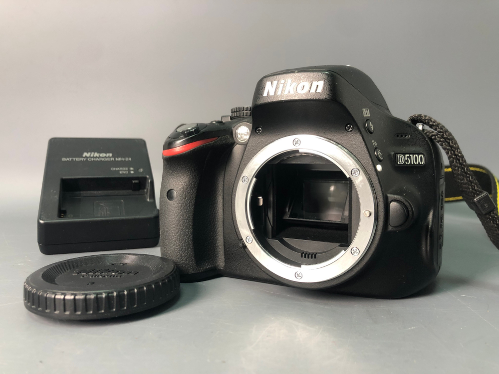 Nikon D5100 15.680 кадров пробега