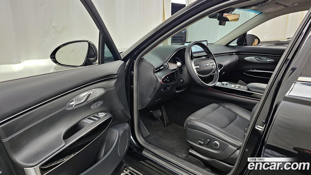 Genesis GV70 2.5T Бензин AWD (06.2021)