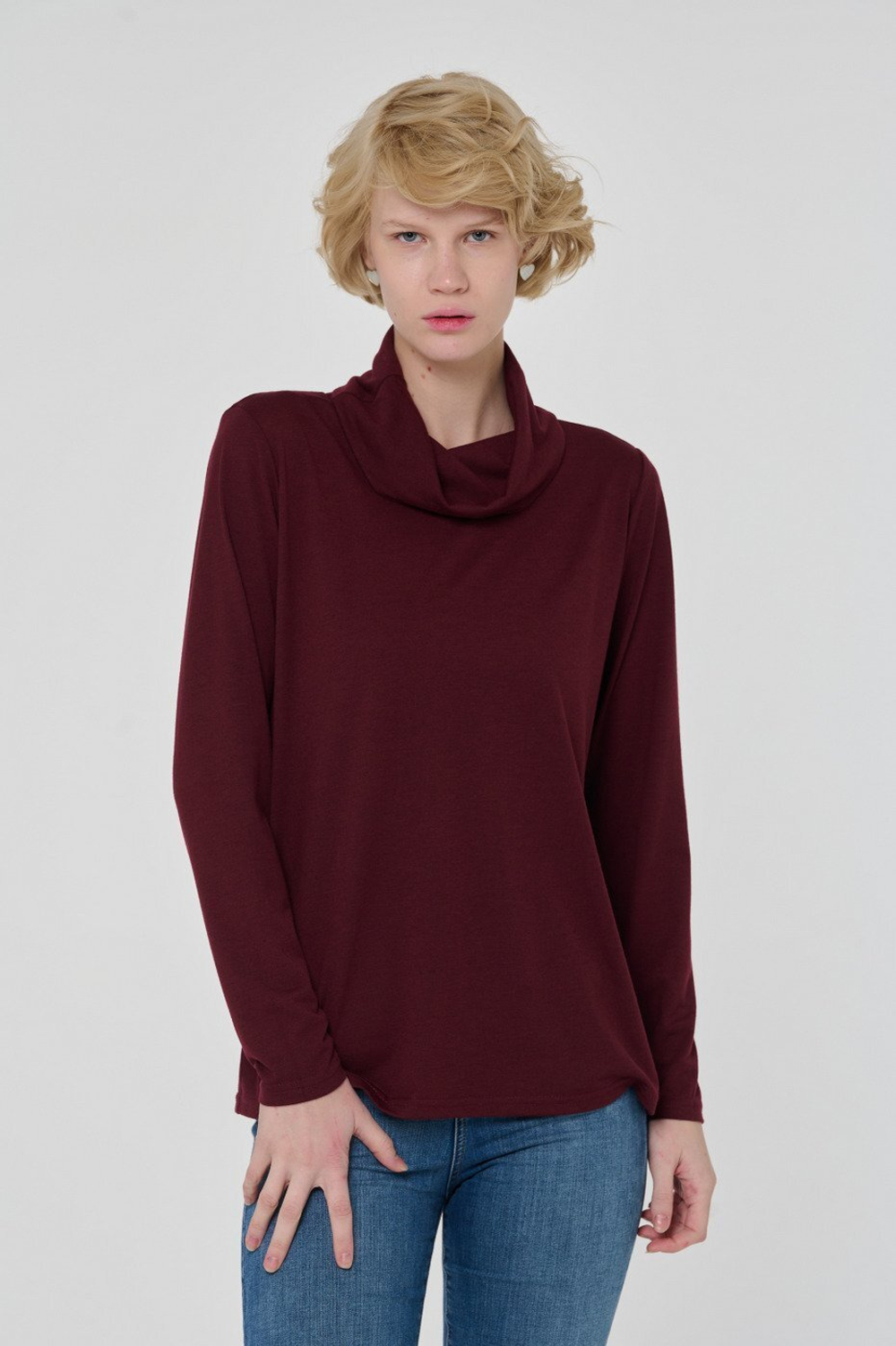 Водолазка женская бордовая