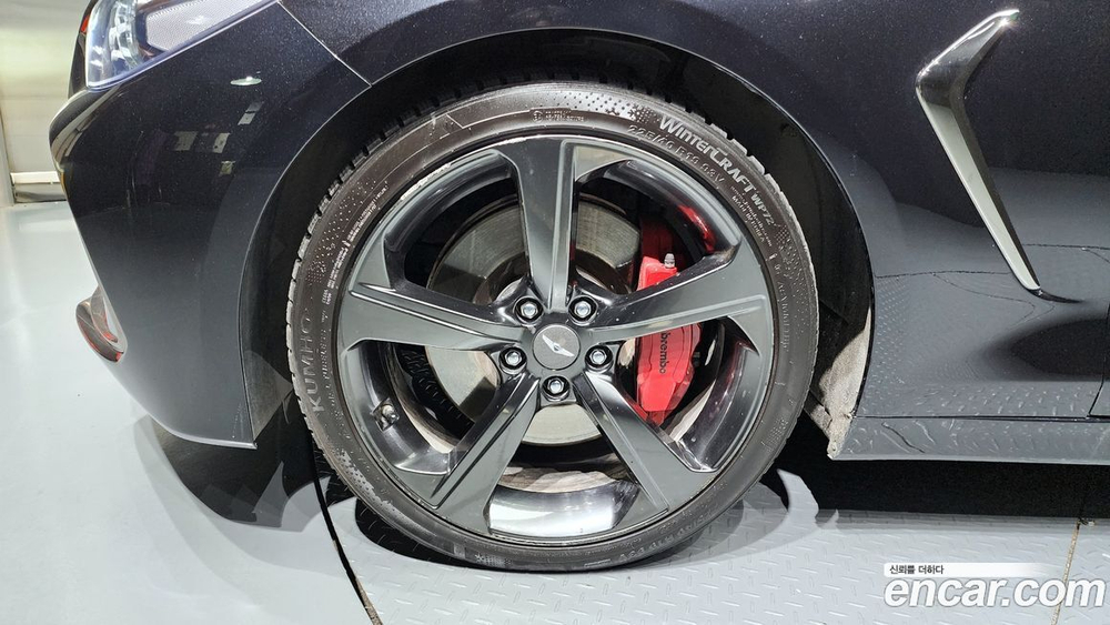 Genesis G70 2.0T (04.2020)