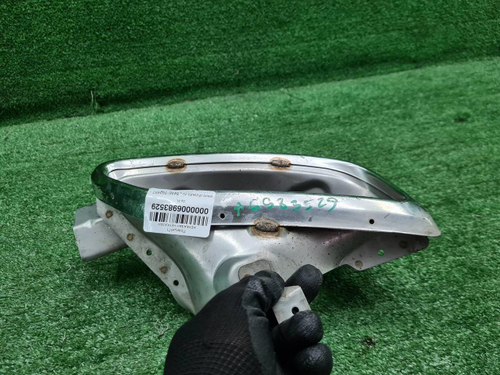 Насадка глушителя правая Hongqi H5 2 (2022-н.в.)