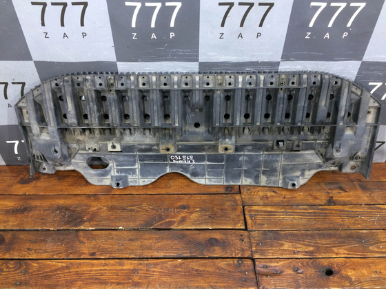 Пыльник переднего бампера Toyota Avensis 3 (T270) 08-15 Б/У Оригинал 5261805010