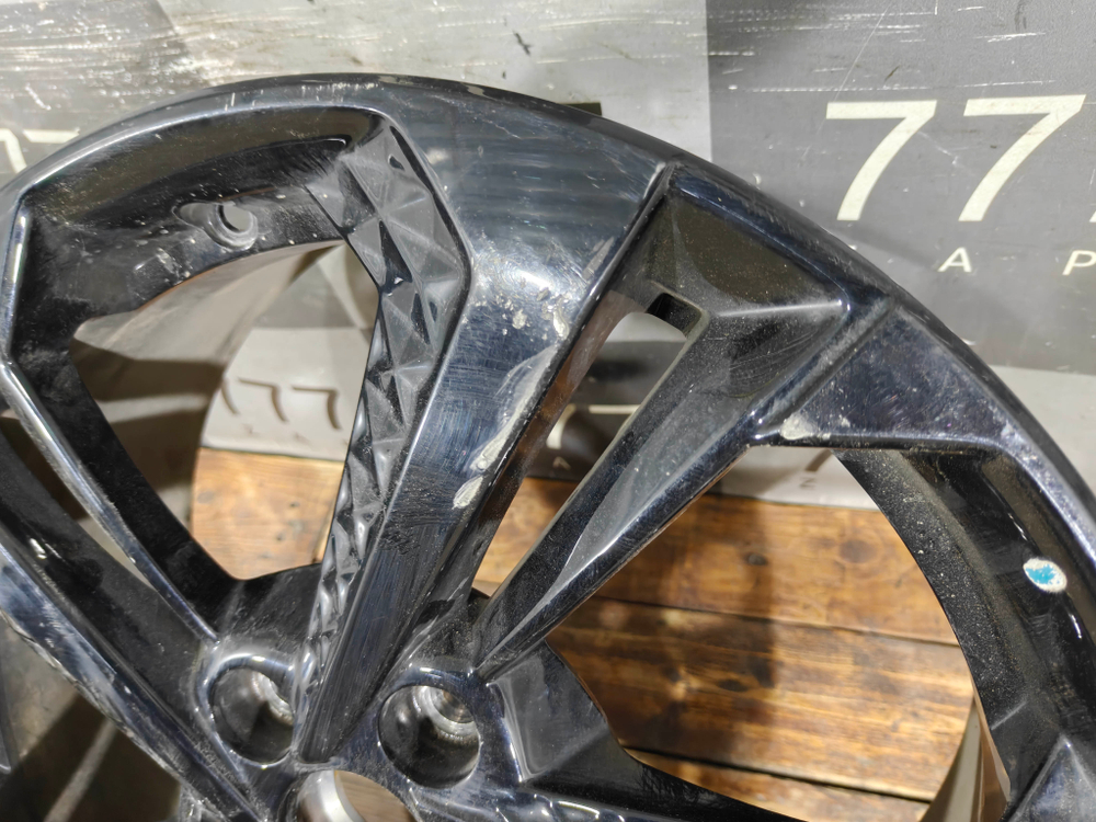 Диск колесный литой R18 Geely Coolray 19-нв Б/У Оригинал 8891087204