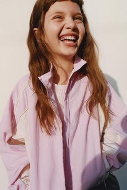 ZARA ДОЖДЕВИК С КРУЖЕВОМ, РОЗОВЫЙ