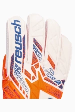 Вратарские перчатки Reusch Attrakt Solid