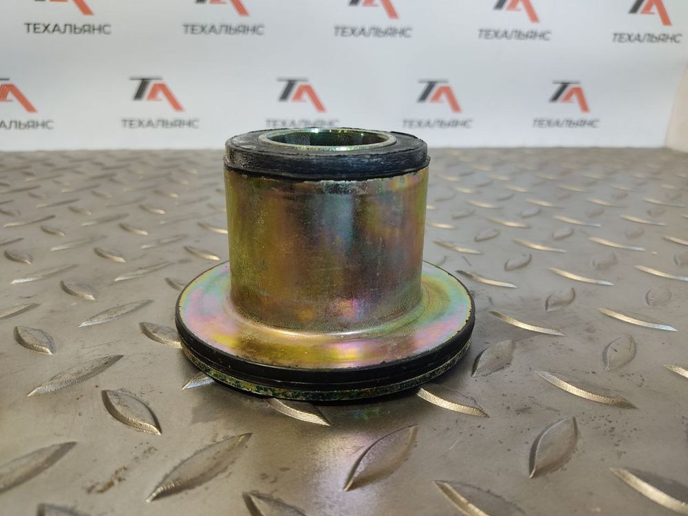 Втулка 7P-6446