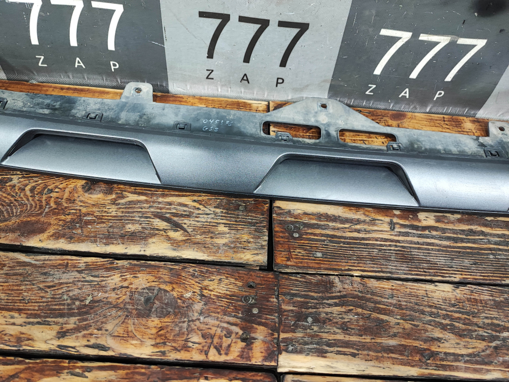 Накладка переднего бампера GAC GS8 2 21-нв Б/У Оригинал 7105029DRS0200B79