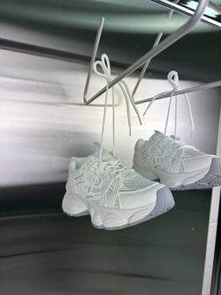 Кроссовки женcкие экокожа арт. 954-2 цвет "белый"