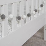 Одноярусная кровать Домик 90x200 см из массива сосны белая