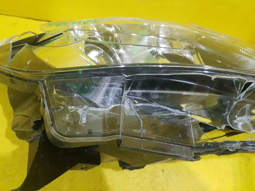 Битая Фара правая Nissan Qashqai J11 13-19 галоген