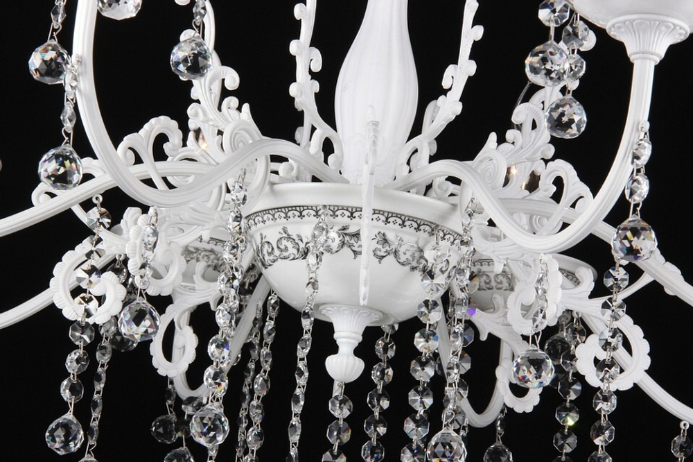 Подвесная люстра Maytoni ARM386-08-W
