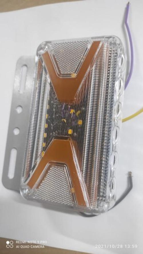 Фонарь габарит. бок. /Г-3302/ с подс. колеса и поворот. желт. светод. 12 В (Х) (Автоэлектроконтакт)