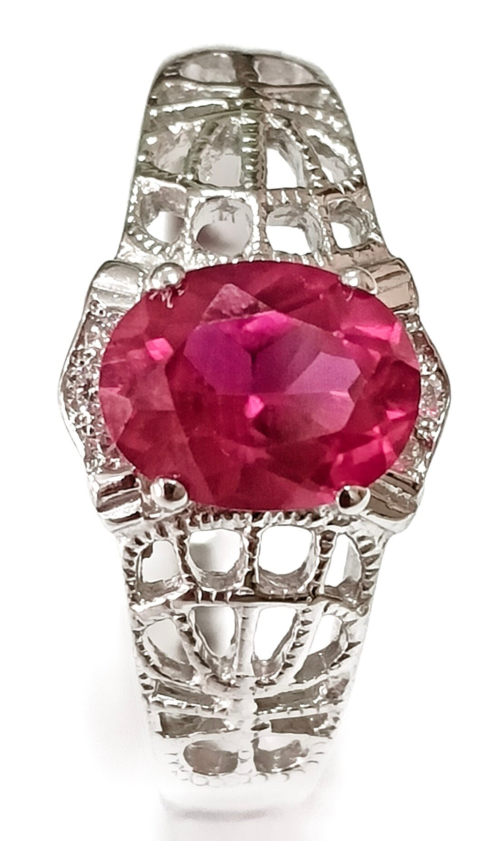 Ювелирное кольцо Эстерелла