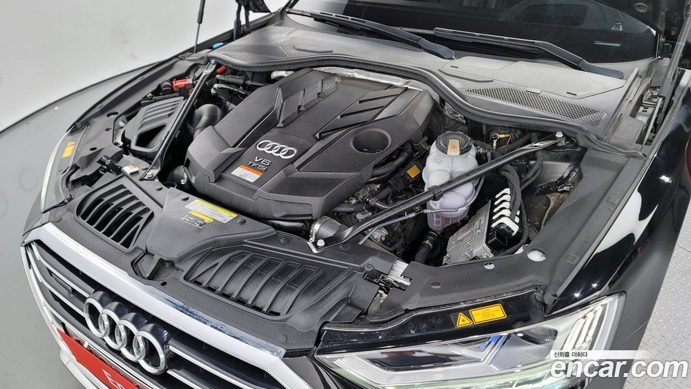 Audi A8 (D5) 55 TFSI Quattro LWB (12.2019)