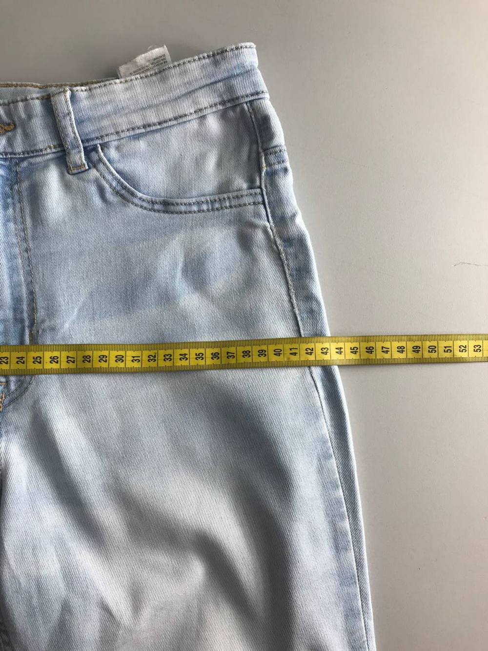 Джинсы H&M практичные, маркировка 36, визуально на 42 размер