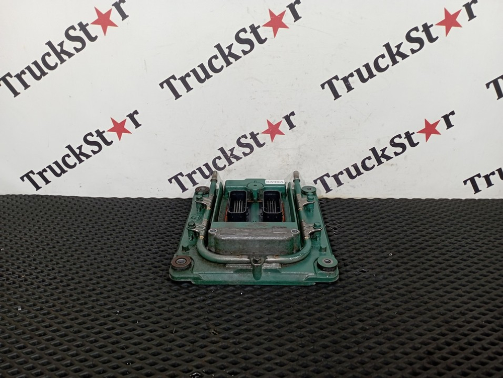 Блок управления двигателем