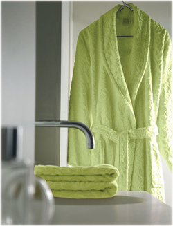 Халат махровый Blanc des Vosges Princess зеленый Франция