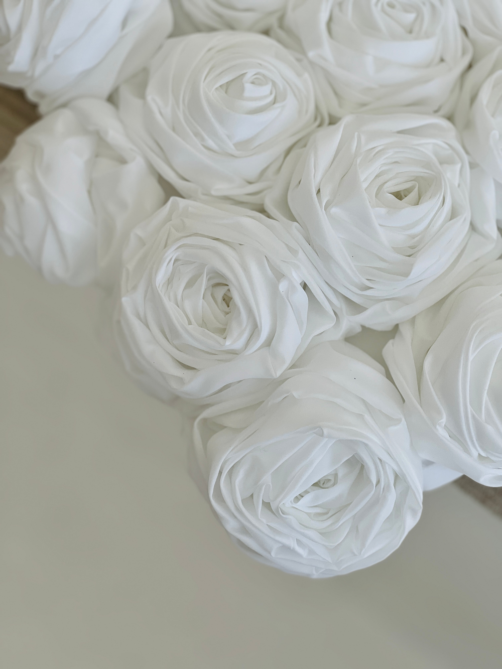 Платье с розами