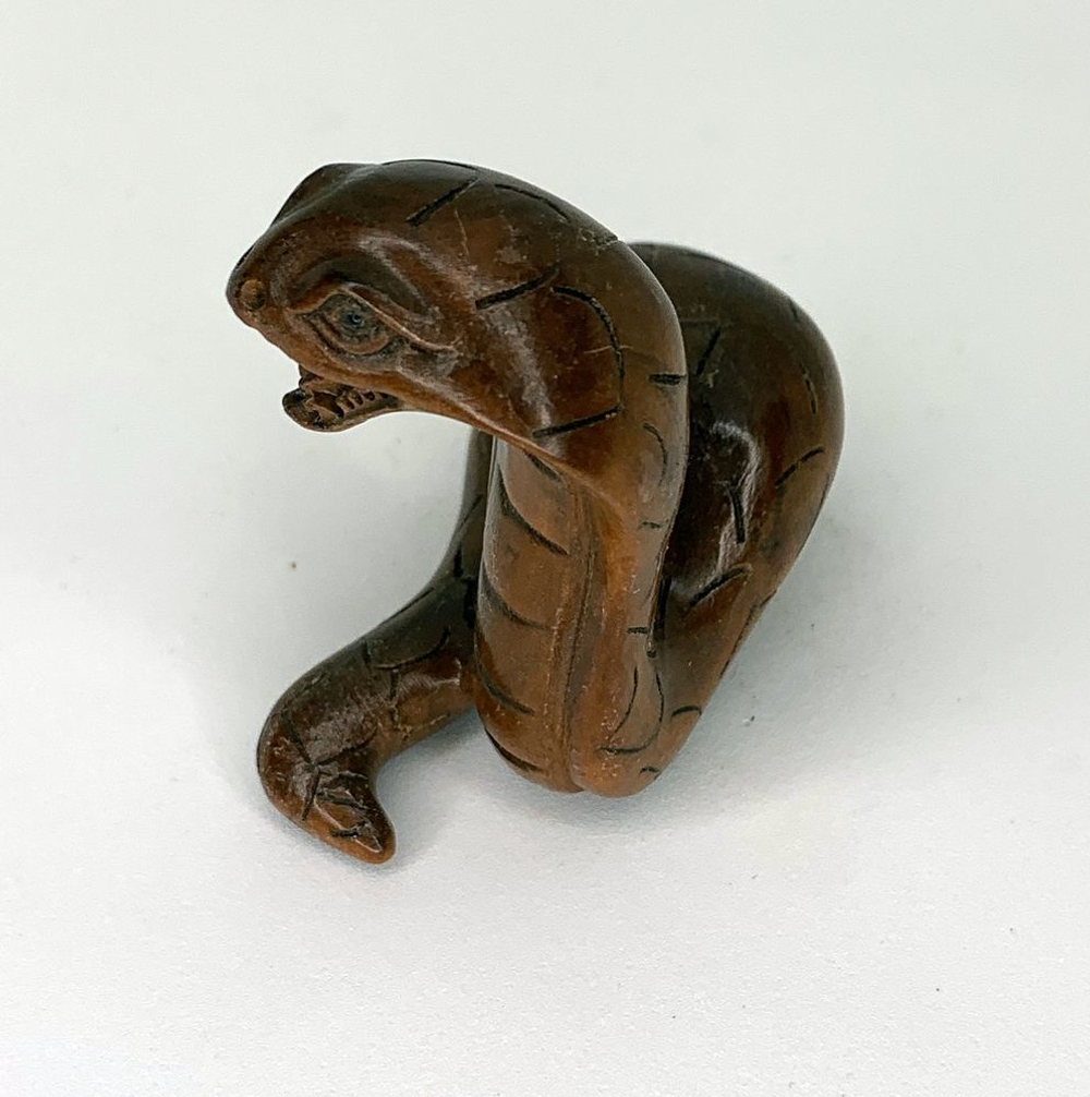 Нэцкэ Кобра