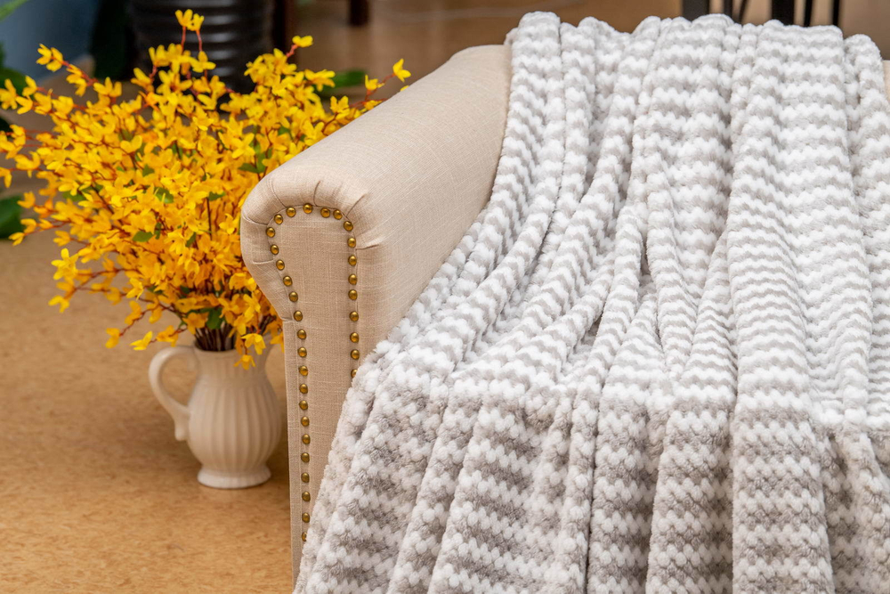 Плед 160х220 Sofi De MarkO Гринда серый