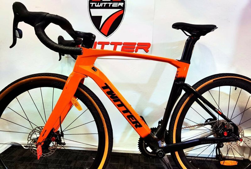 Велосипед гравийный TWITTER CARBON Gravel-V2 2022 купить дешево в Москве с доставкой