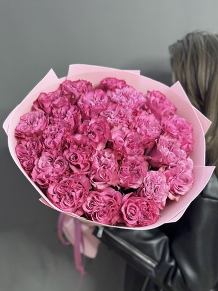 Монобукет из 25 пионовидных роз сорта "Кантри Блю"